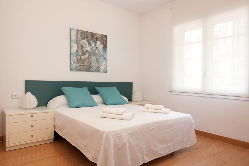 Click&Flat Floridablanca Appartement Barcelona Kamer foto