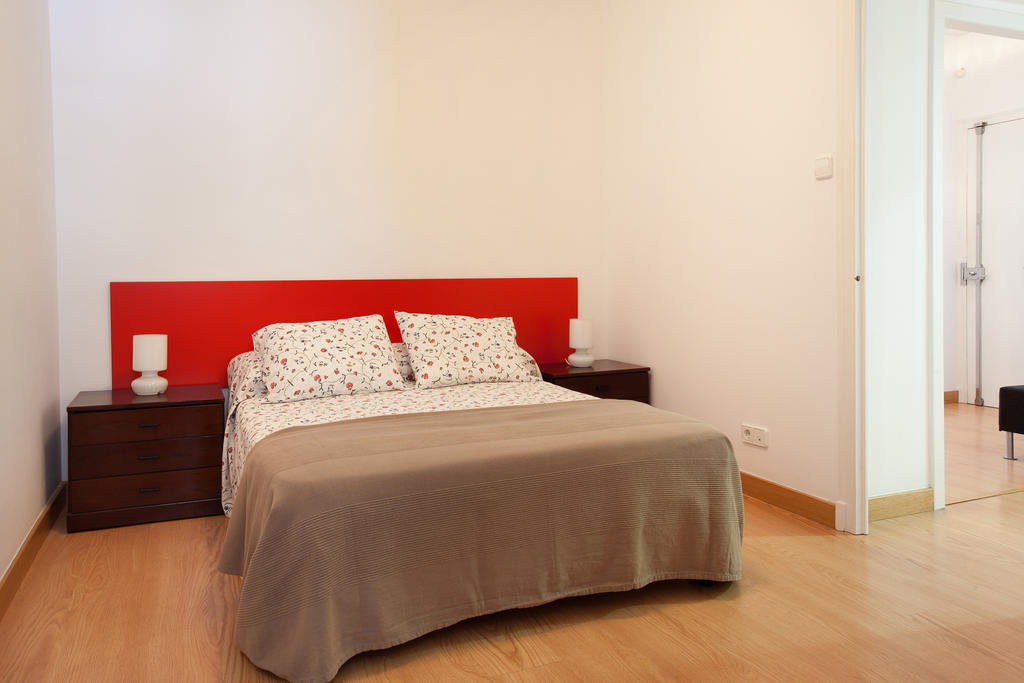 Click&Flat Floridablanca Appartement Barcelona Kamer foto