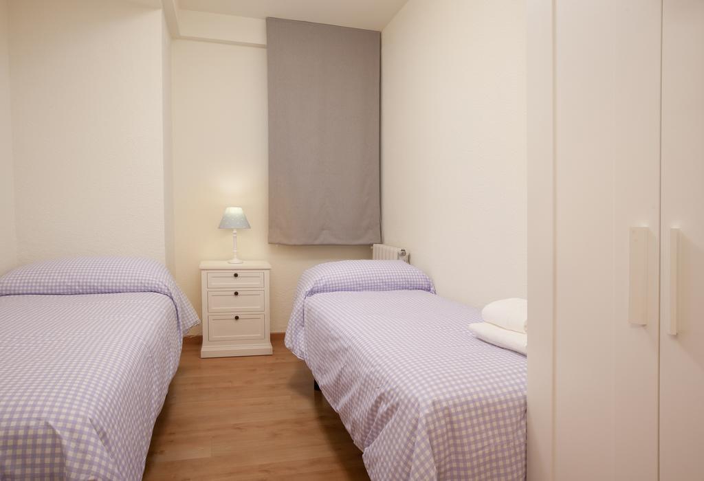 Click&Flat Floridablanca Appartement Barcelona Kamer foto